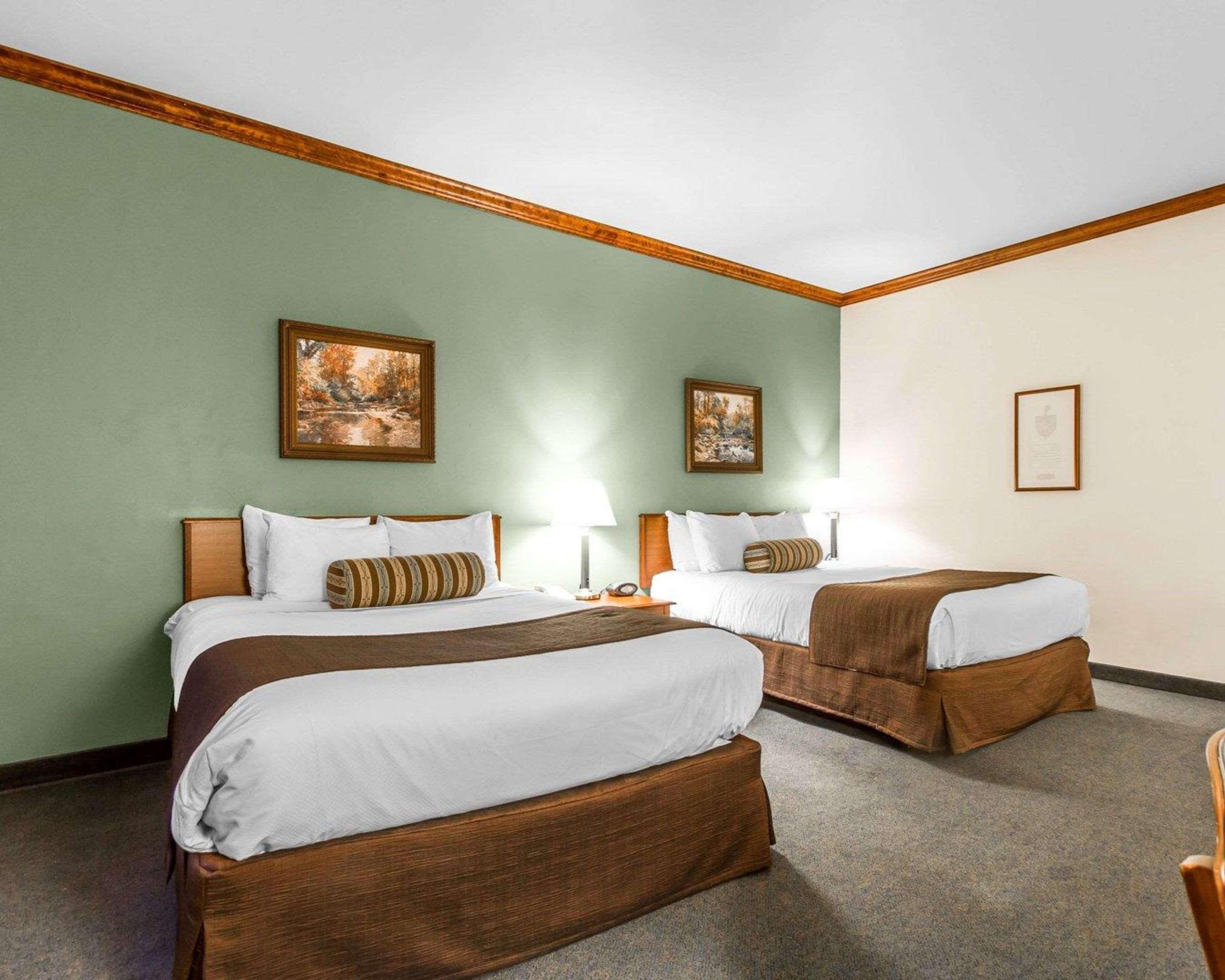 Kress Inn, Ascend Hotel Collection De Pere Eksteriør bilde